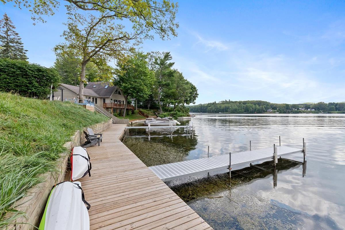Lakeside Getaway With Dock, Firepit, Grill Newaygo Екстер'єр фото